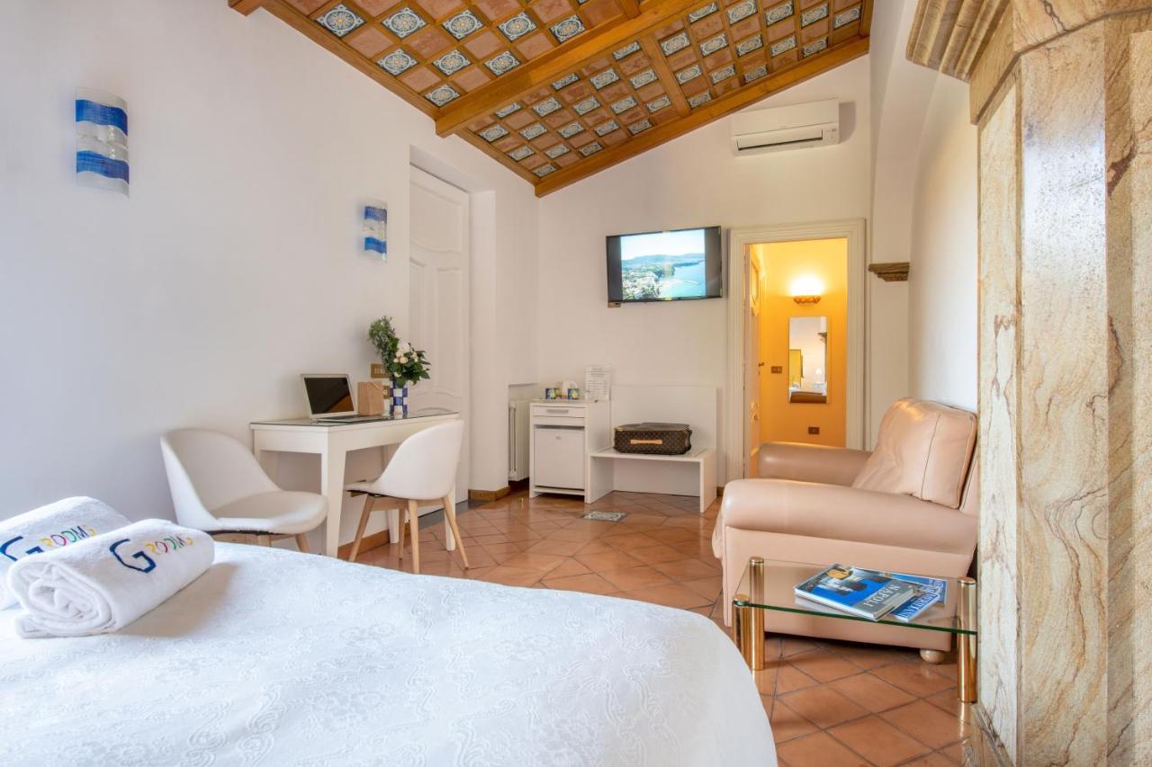 Suite Lidia B&B ソレント エクステリア 写真